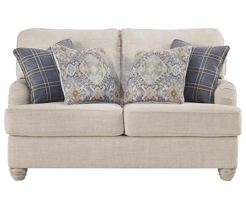 Traemore Loveseat